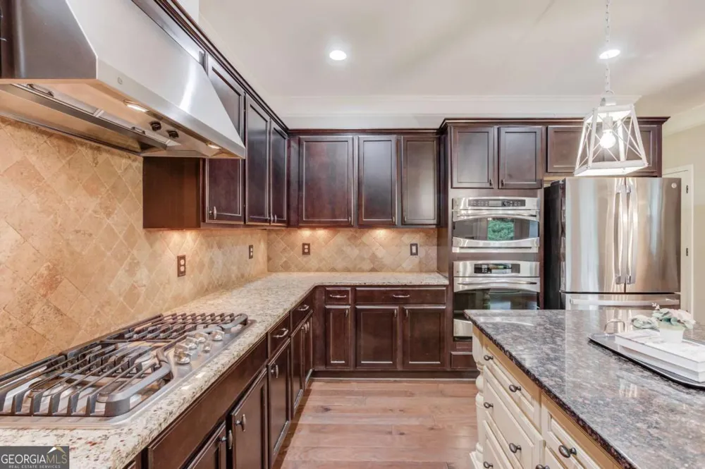 6005 Deer Walk TRL Sugar Hill, GA 30518