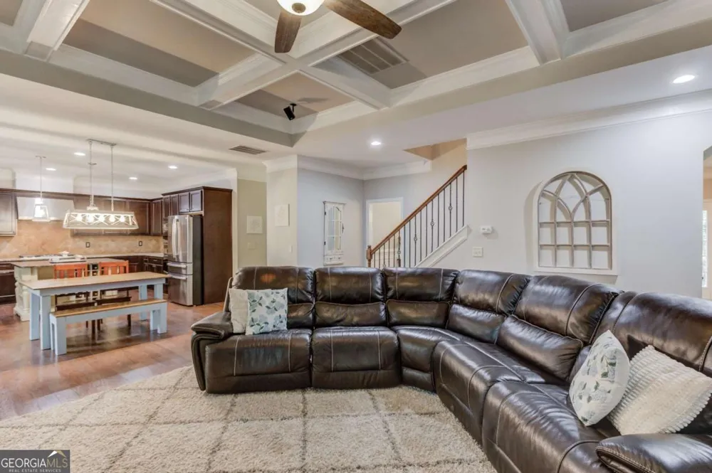 6005 Deer Walk TRL Sugar Hill, GA 30518