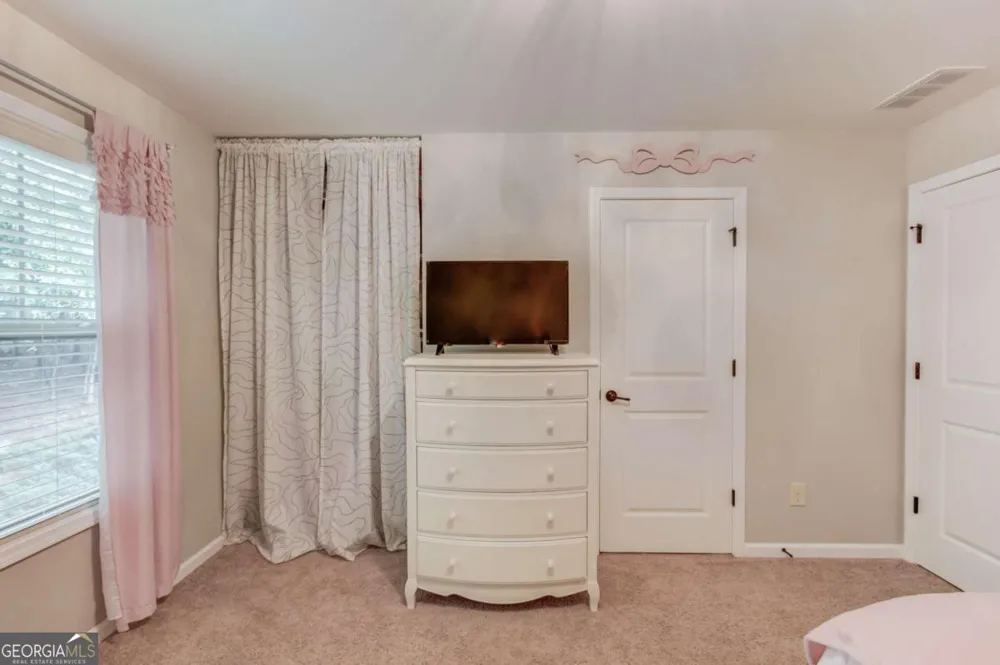 6005 Deer Walk TRL Sugar Hill, GA 30518
