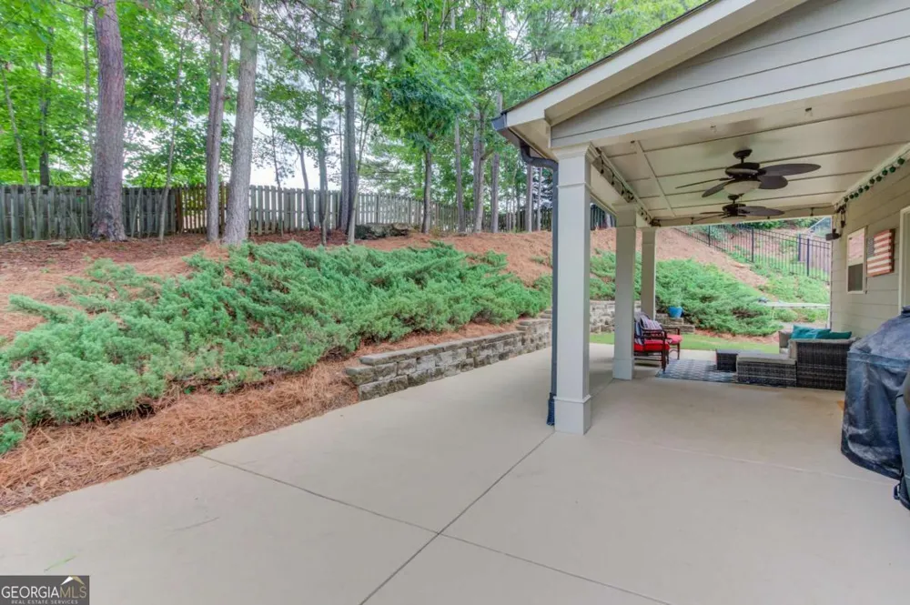 6005 Deer Walk TRL Sugar Hill, GA 30518