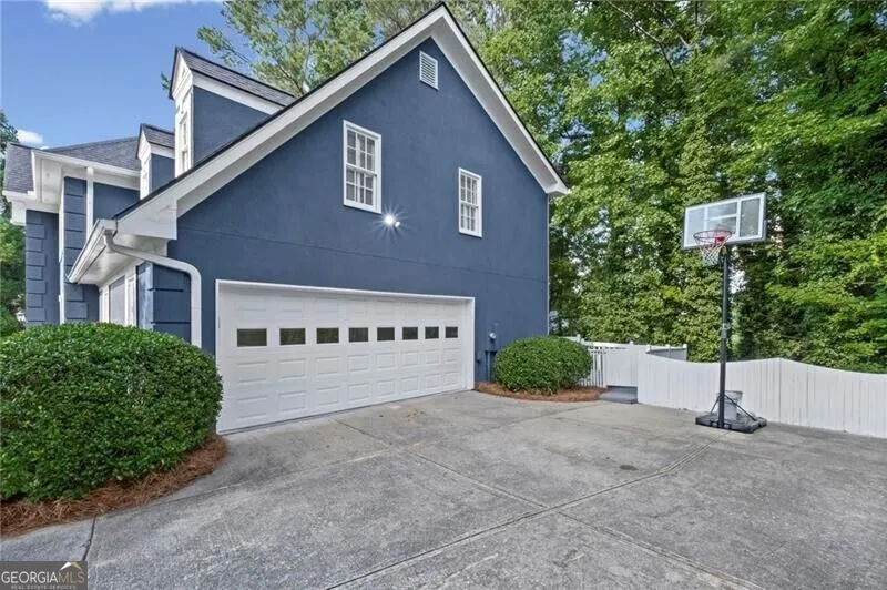 10985 Wilshire Chase DR Johns Creek, GA 30097
