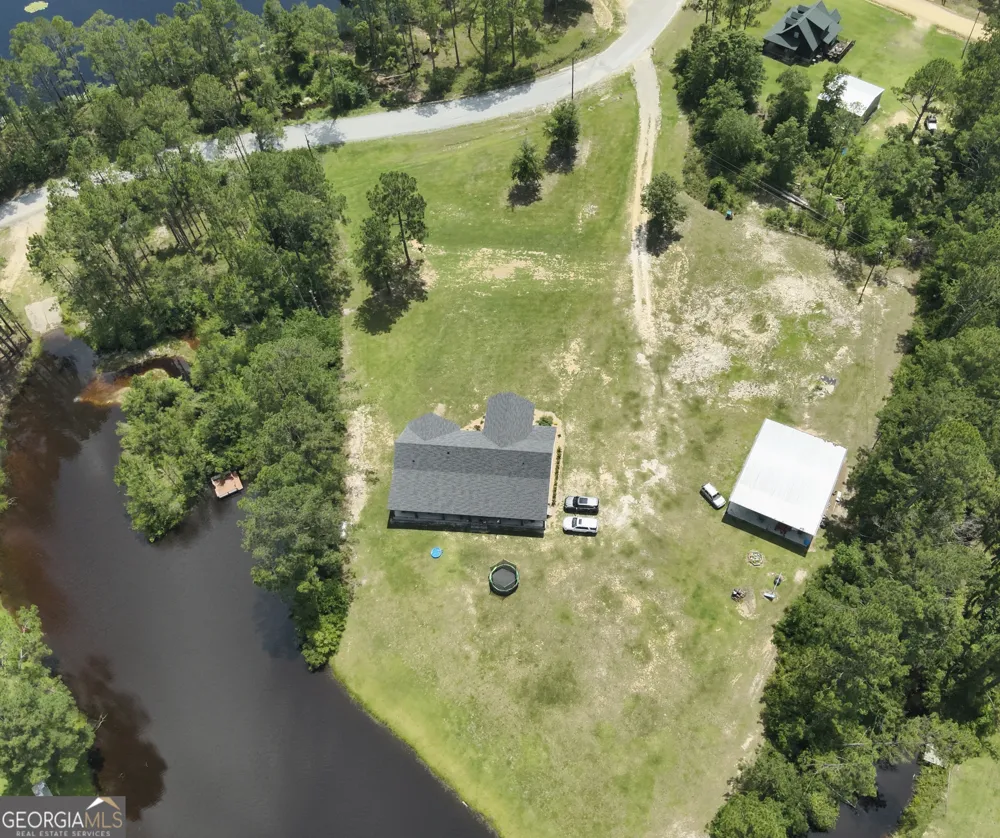 149 Owl Head TRL Hazlehurst, GA 31539