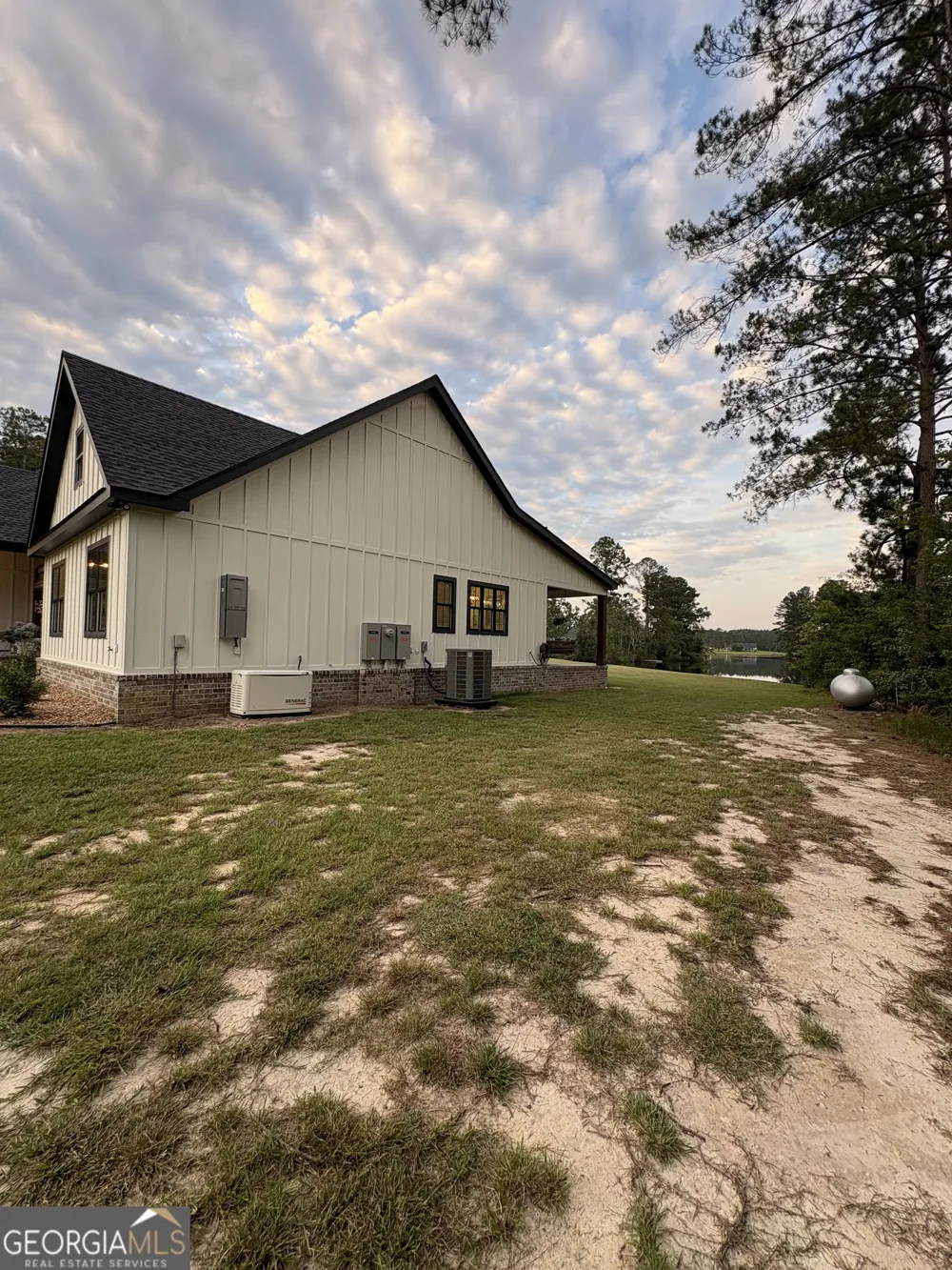 149 Owl Head TRL Hazlehurst, GA 31539