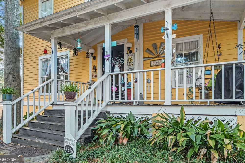 66 Merritt ST Hawkinsville, GA 31036