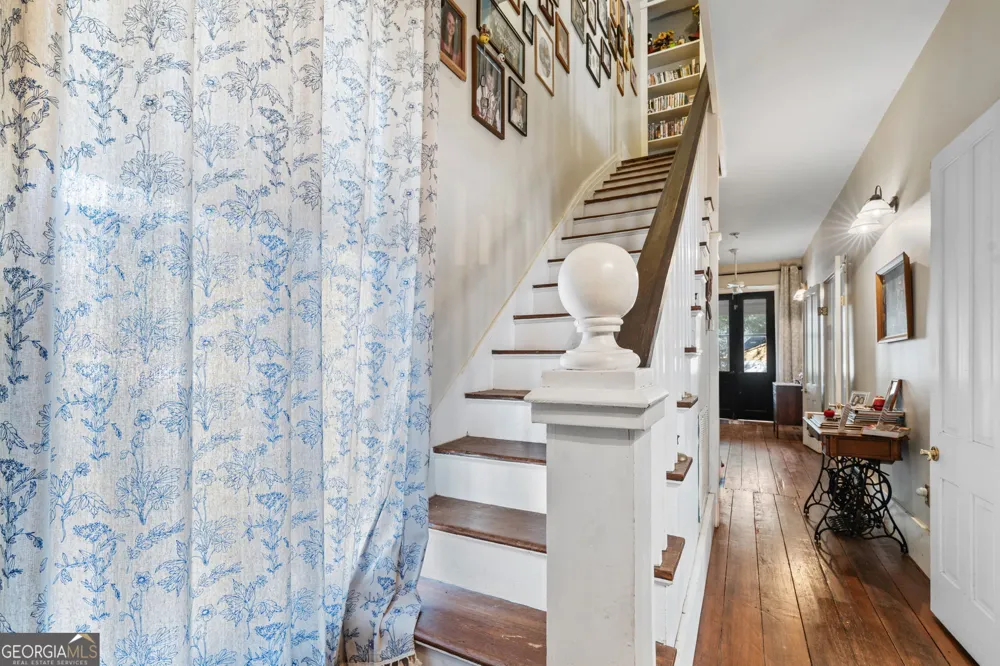66 Merritt ST Hawkinsville, GA 31036