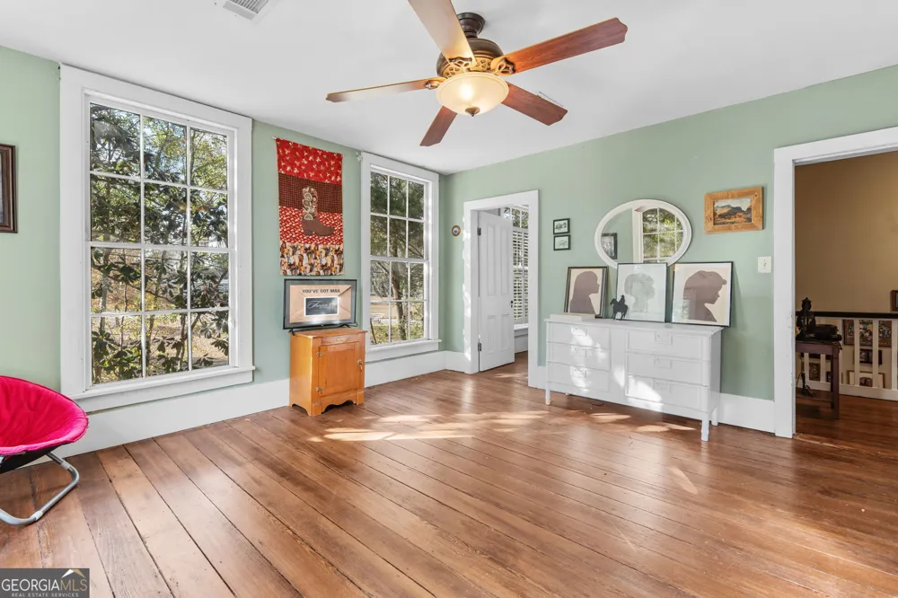 66 Merritt ST Hawkinsville, GA 31036