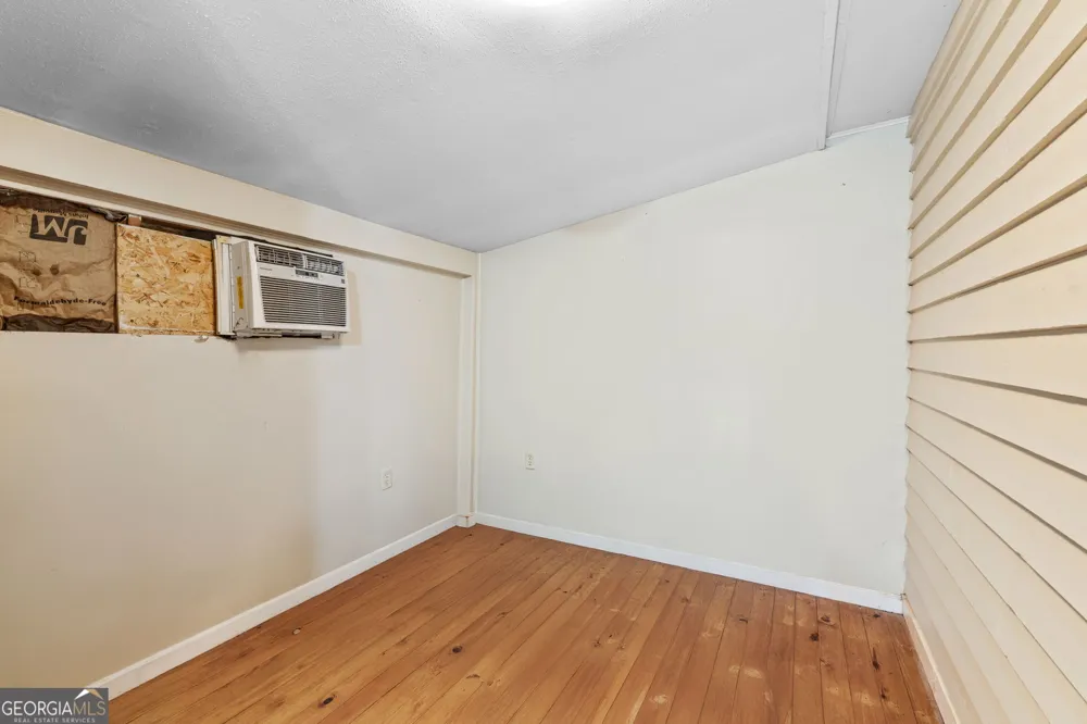 66 Merritt ST Hawkinsville, GA 31036