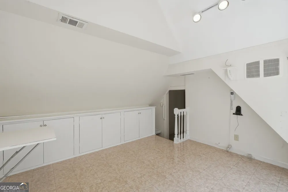 2285 Littlebrooke TRCE Dunwoody, GA 30338