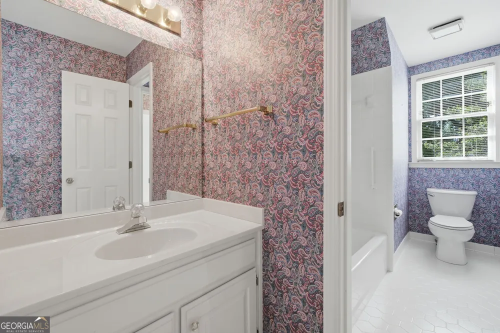 2285 Littlebrooke TRCE Dunwoody, GA 30338