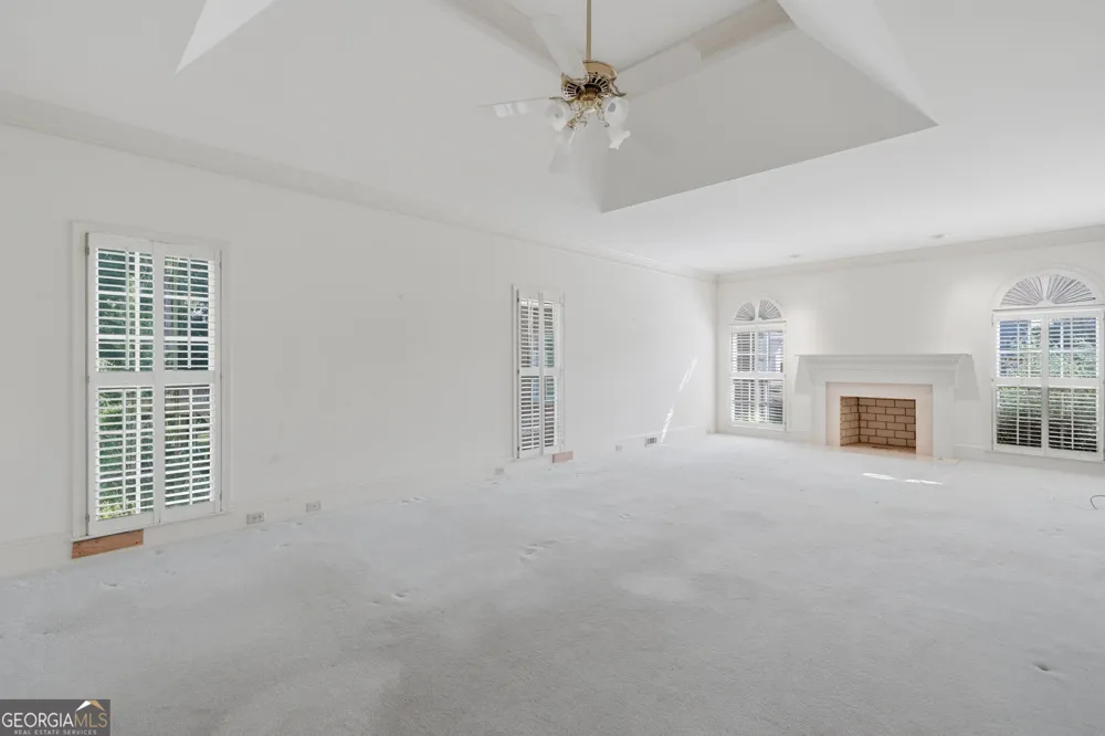 2285 Littlebrooke TRCE Dunwoody, GA 30338