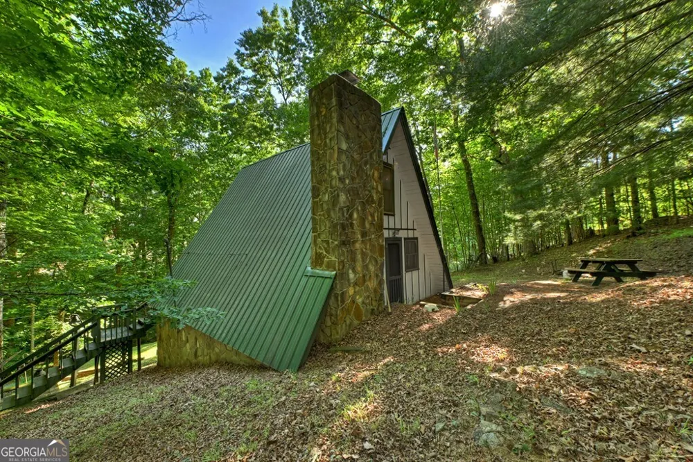 32 Lake Front DR Morganton, GA 30560