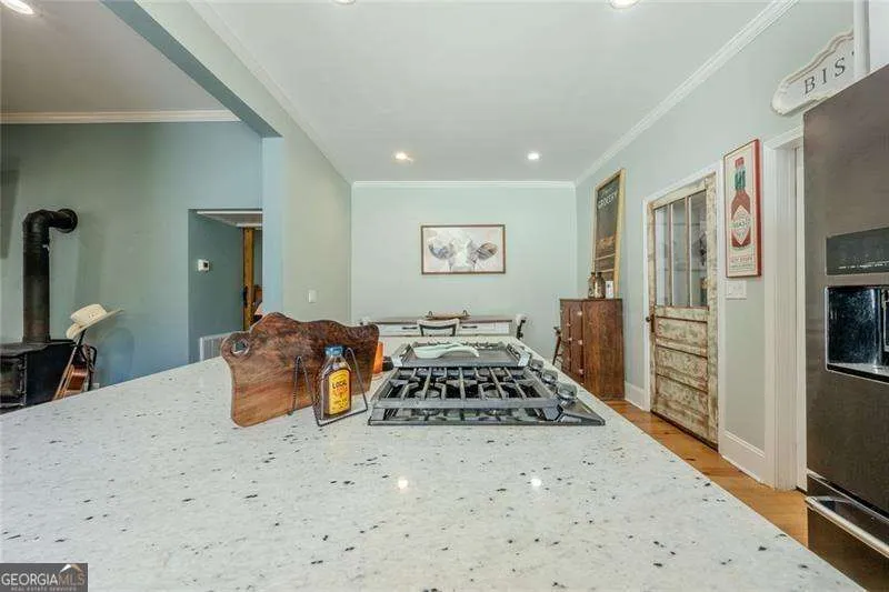 182 Henry Mack Hill RD Rydal, GA 30171