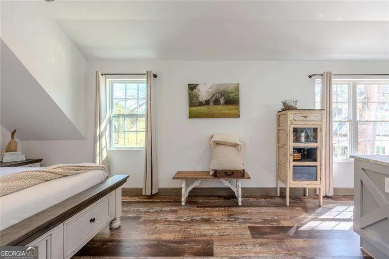 182 Henry Mack Hill RD Rydal, GA 30171