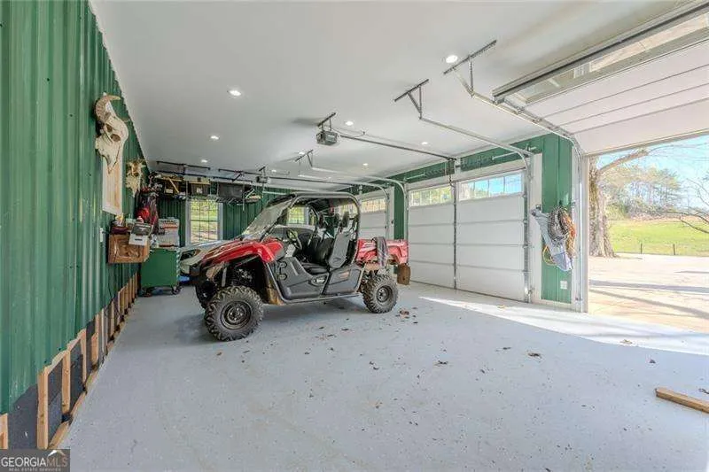 182 Henry Mack Hill RD Rydal, GA 30171