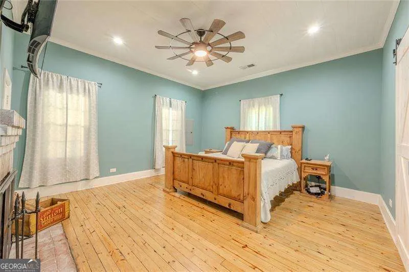 182 Henry Mack Hill RD Rydal, GA 30171