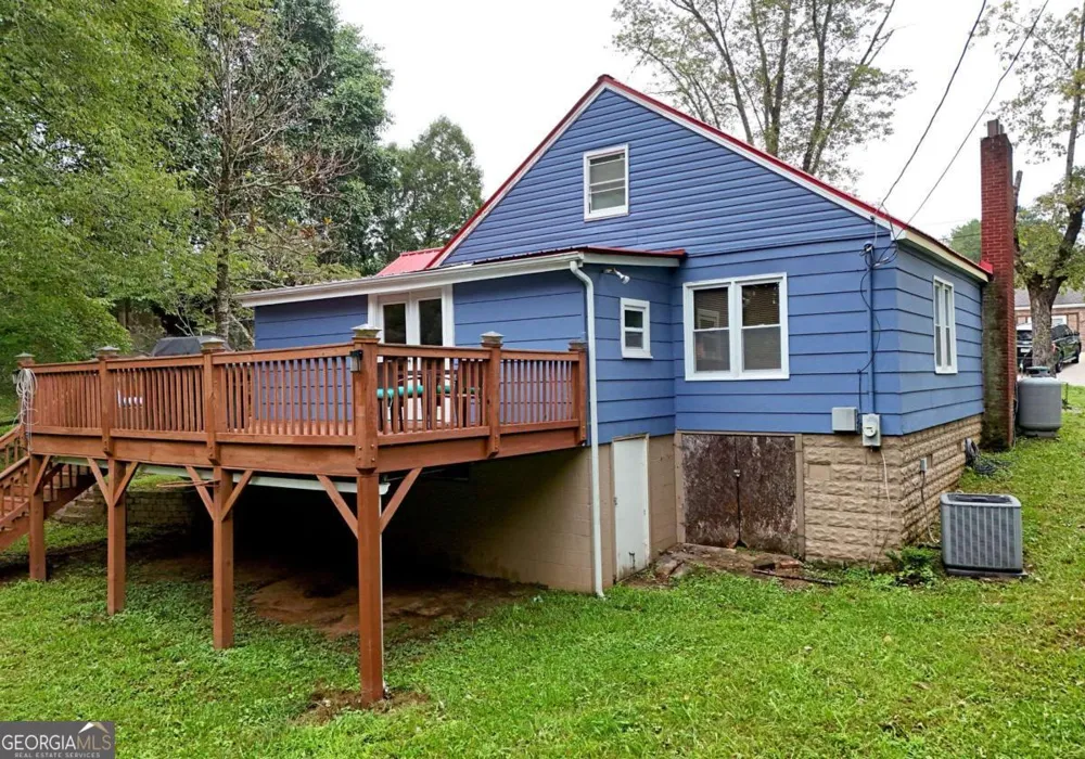 742 Hillcrest DR McCaysville, GA 30555