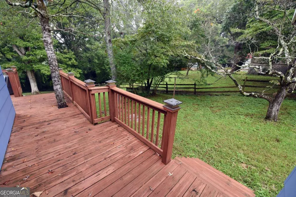 742 Hillcrest DR McCaysville, GA 30555