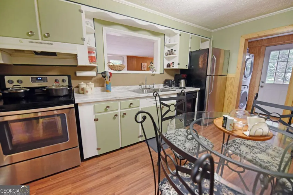 742 Hillcrest DR McCaysville, GA 30555