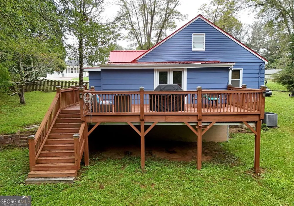 742 Hillcrest DR McCaysville, GA 30555