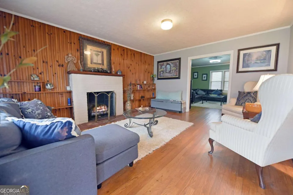 742 Hillcrest DR McCaysville, GA 30555