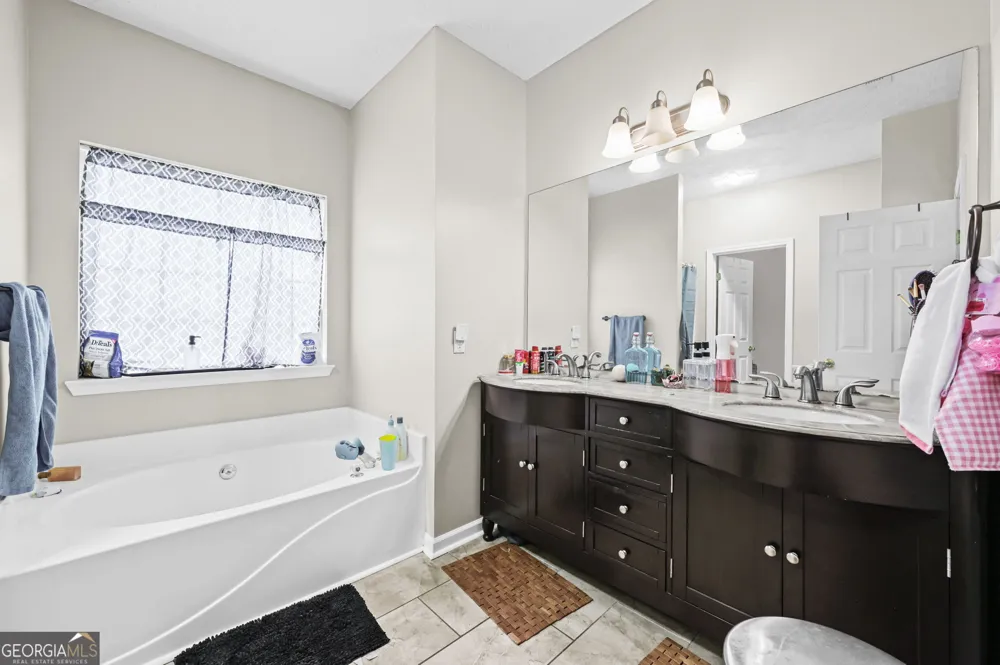 215 Forrest LN Palmetto, GA 30268