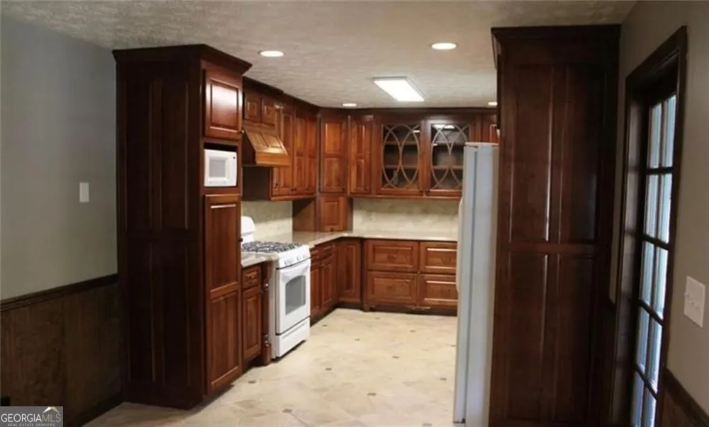 426 Atlanta HWY Loganville, GA 30052