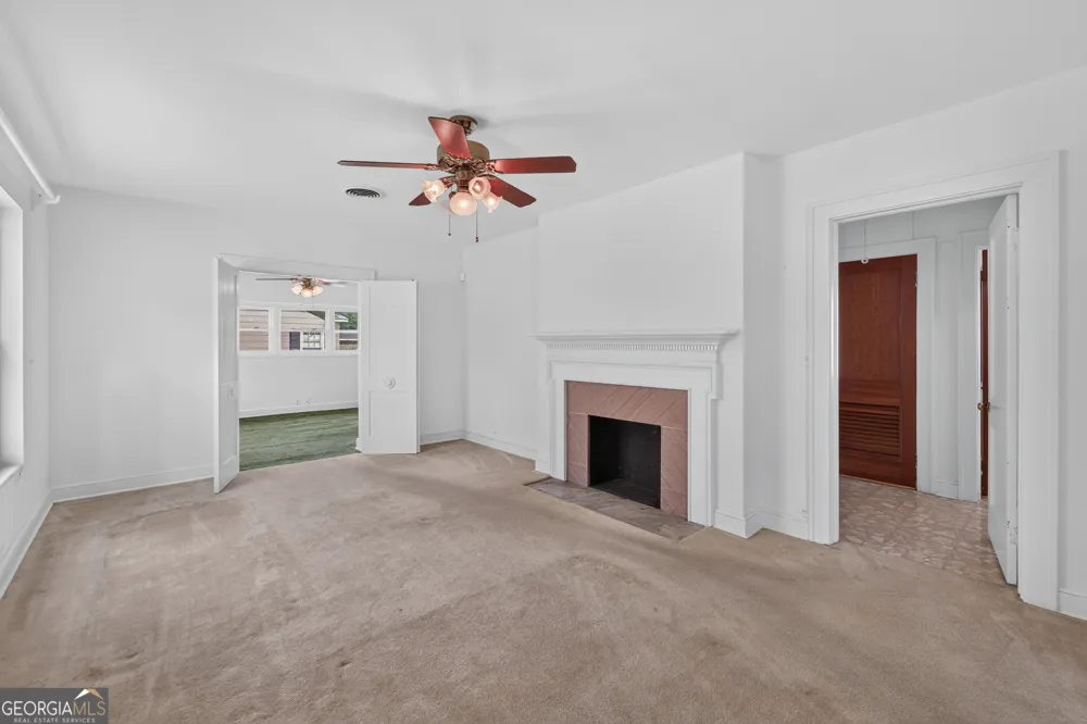 808 Seminole TRL Waycross, GA 31501