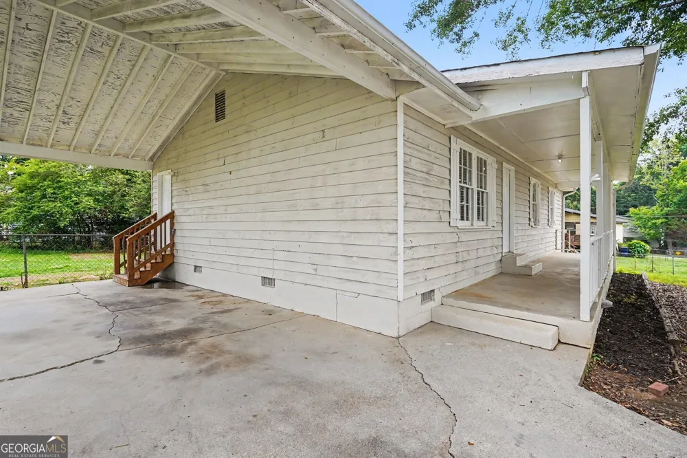 1394 Almand Creek DR SW Conyers, GA 30094