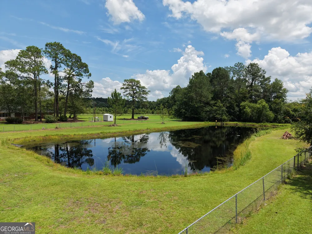 338 Lakeview DR Baxley, GA 31513
