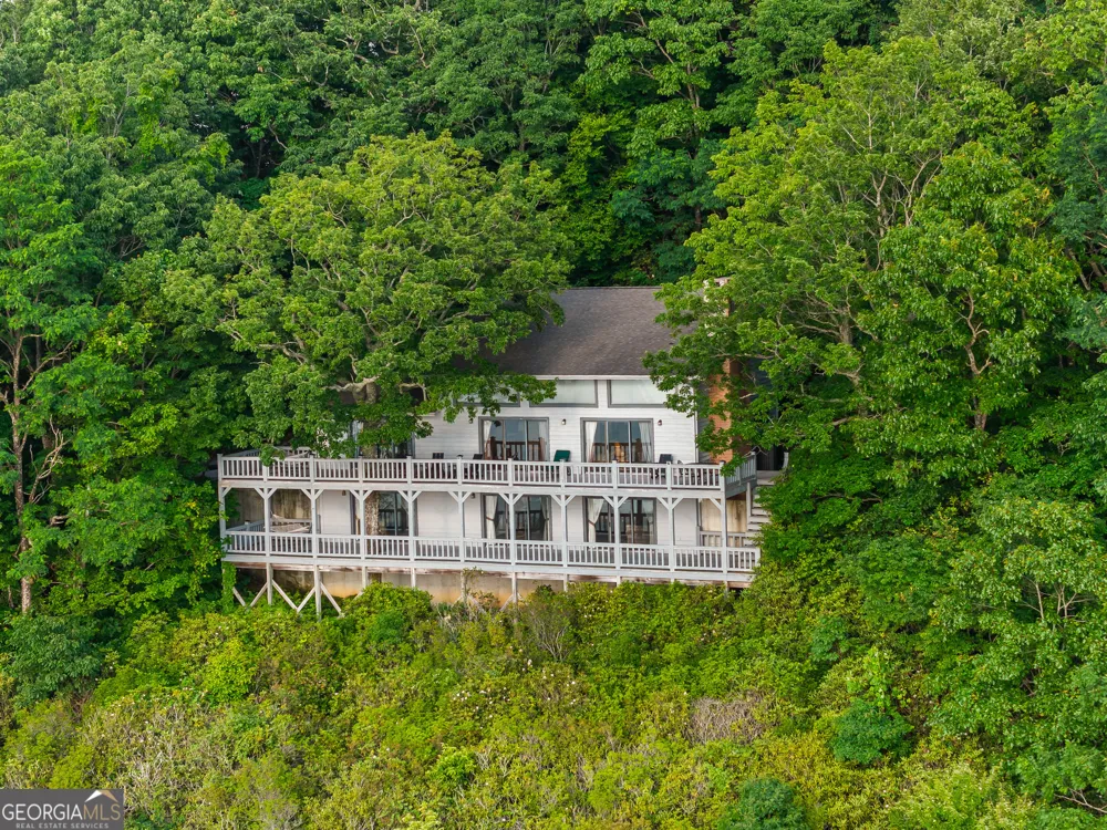 614 Charmont DR Tiger, GA 30576