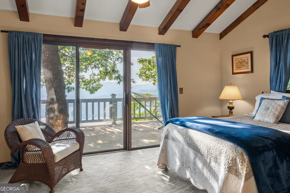 614 Charmont DR Tiger, GA 30576