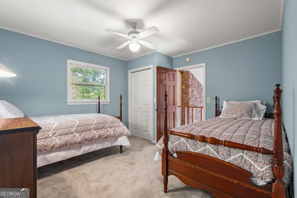 614 Charmont DR Tiger, GA 30576