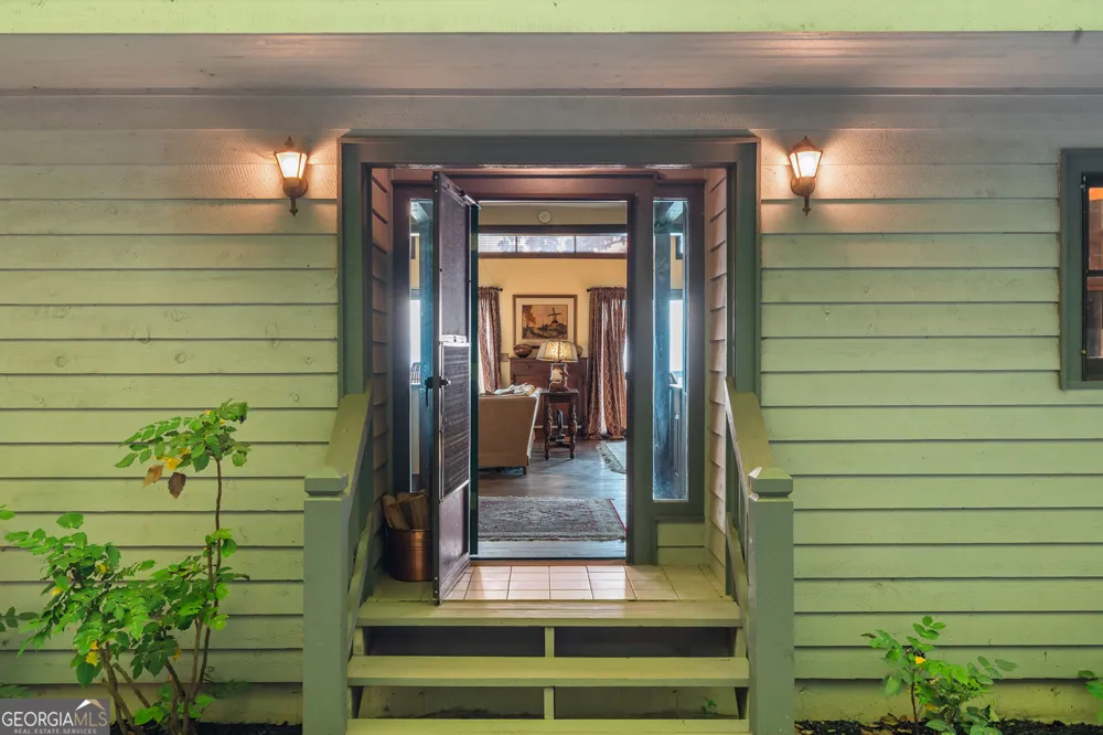 614 Charmont DR Tiger, GA 30576