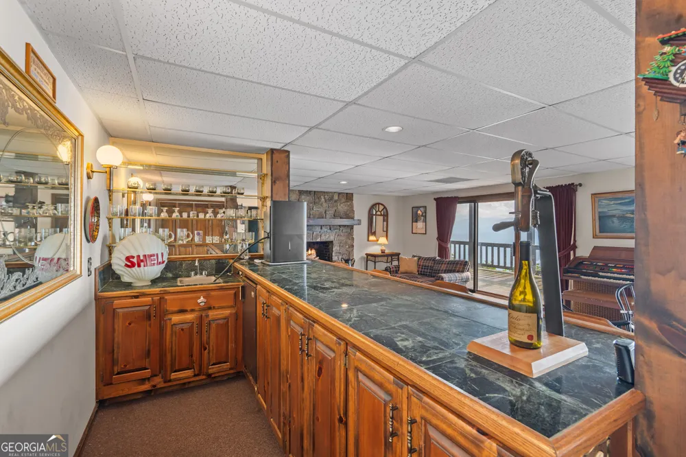 614 Charmont DR Tiger, GA 30576