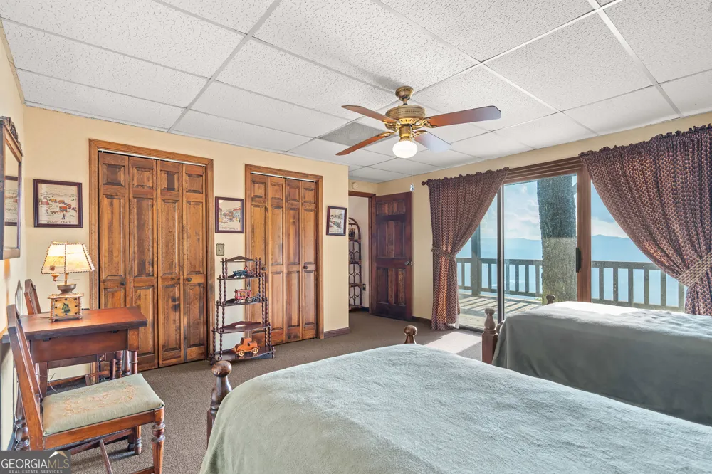 614 Charmont DR Tiger, GA 30576