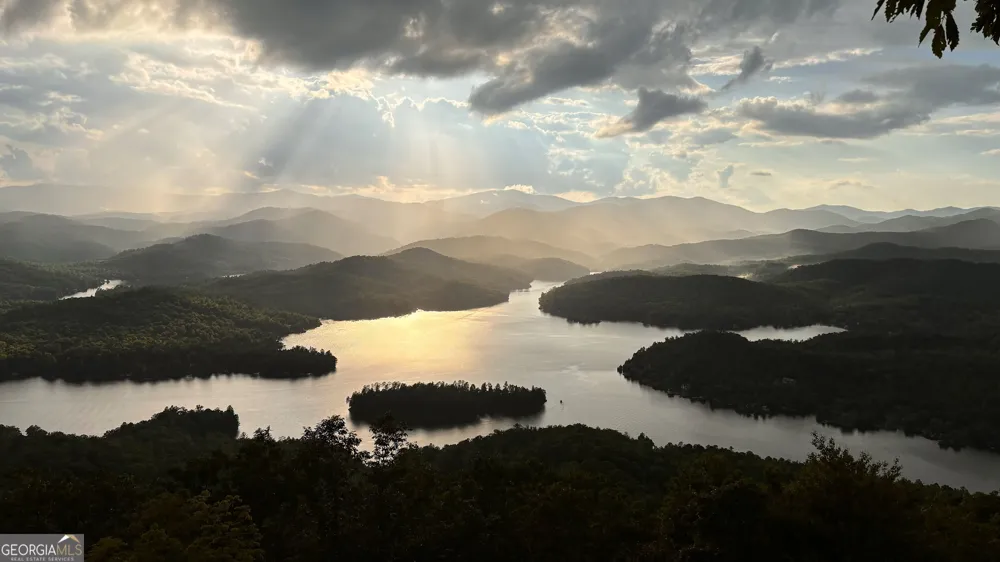 614 Charmont DR Tiger, GA 30576