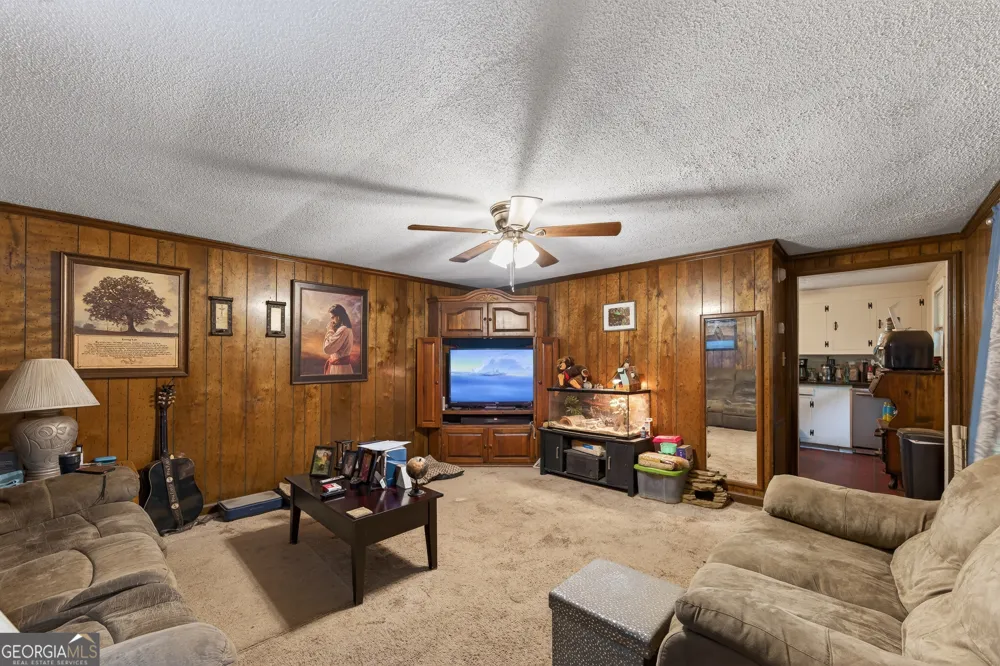 4399 Highway 411 NE Rydal, GA 30171
