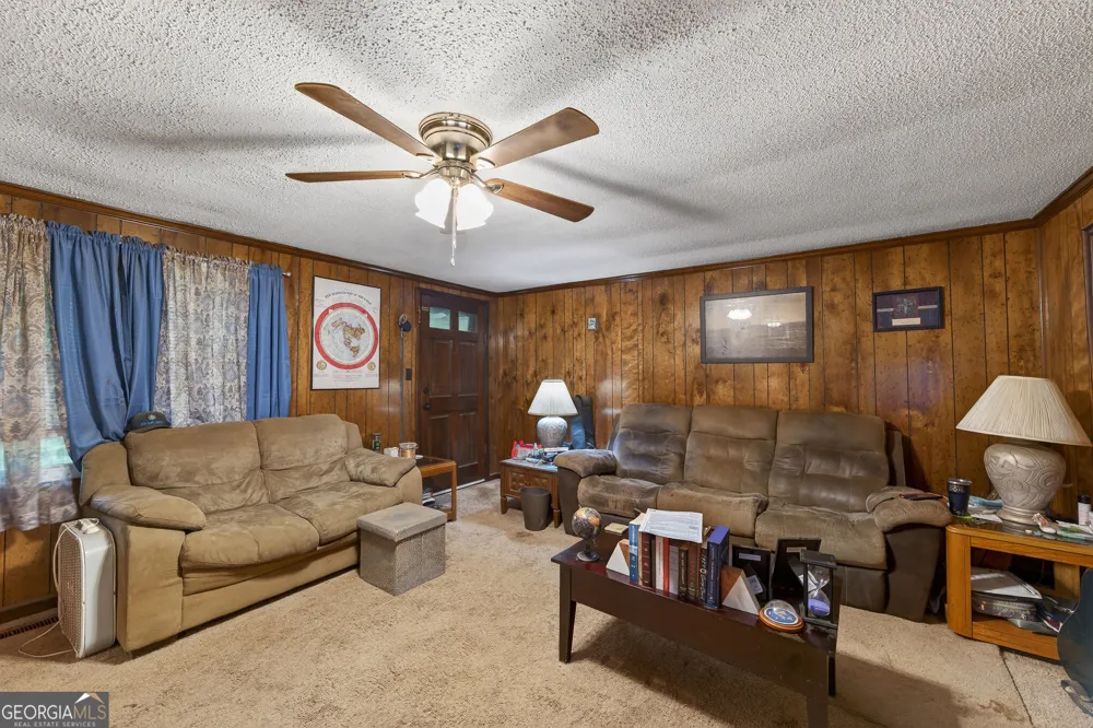 4399 Highway 411 NE Rydal, GA 30171
