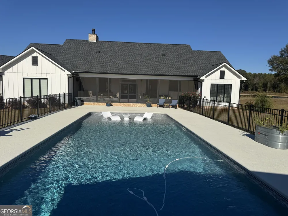 1665 Walke Dairy RD Dublin, GA 31021