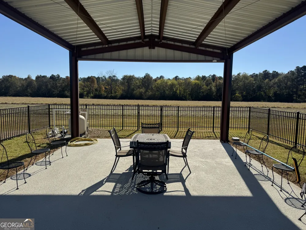 1665 Walke Dairy RD Dublin, GA 31021