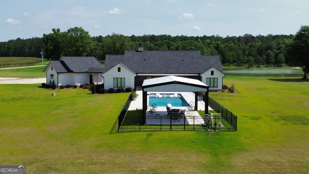 1665 Walke Dairy RD Dublin, GA 31021
