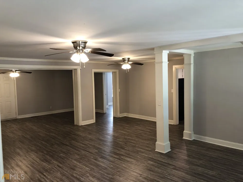 7844 Burkhalter RD Statesboro, GA 30458
