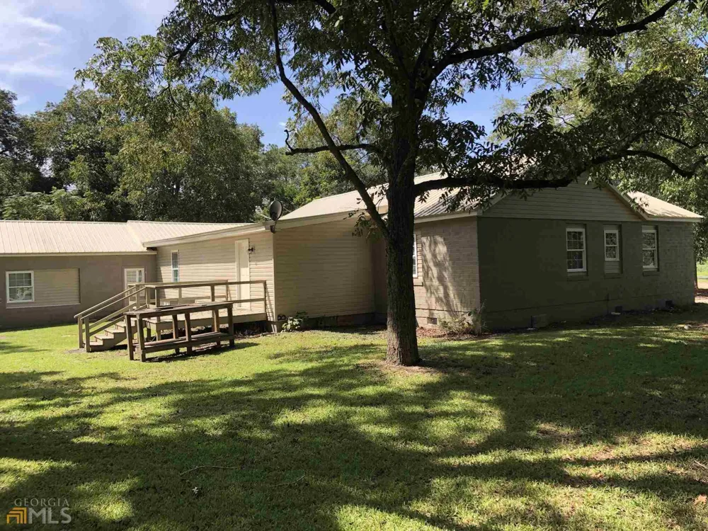 7844 Burkhalter RD Statesboro, GA 30458