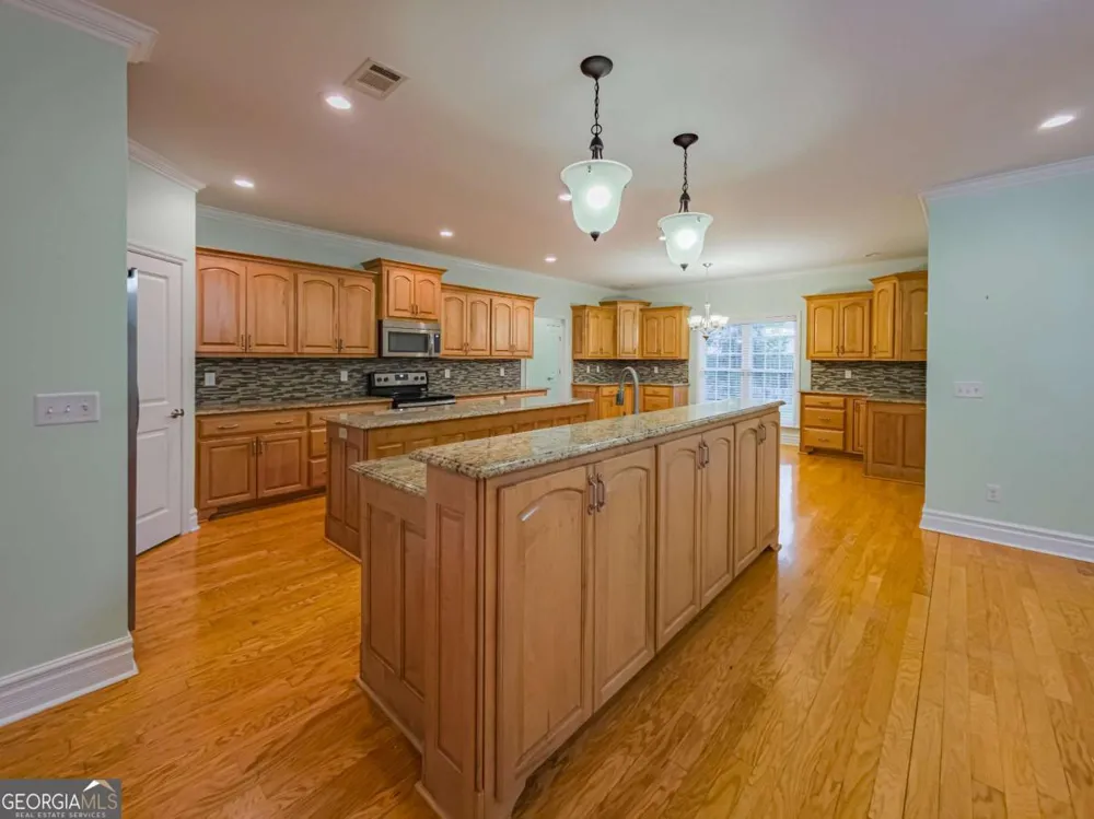 536 Osprey CIR Tifton, GA 31793