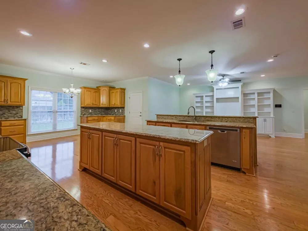 536 Osprey CIR Tifton, GA 31793