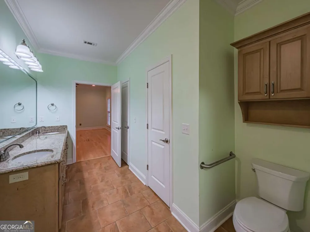 536 Osprey CIR Tifton, GA 31793