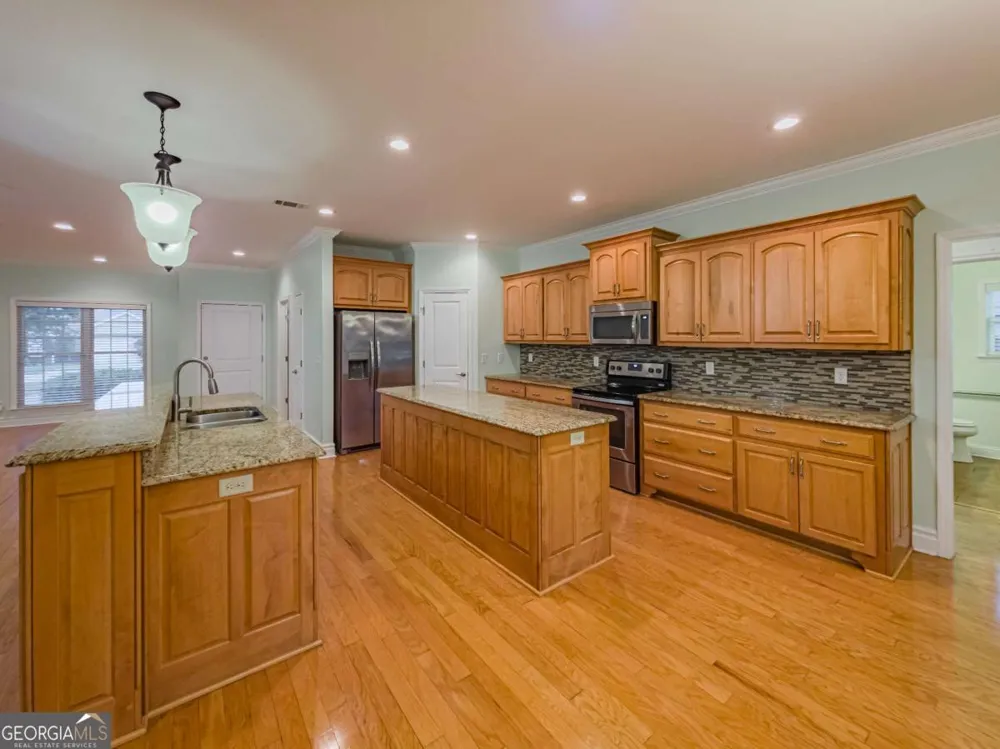 536 Osprey CIR Tifton, GA 31793