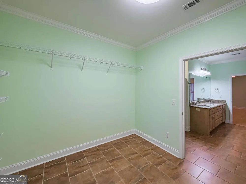 536 Osprey CIR Tifton, GA 31793