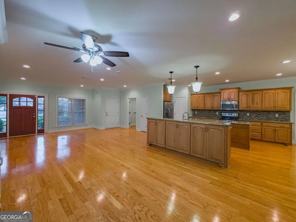 536 Osprey CIR Tifton, GA 31793