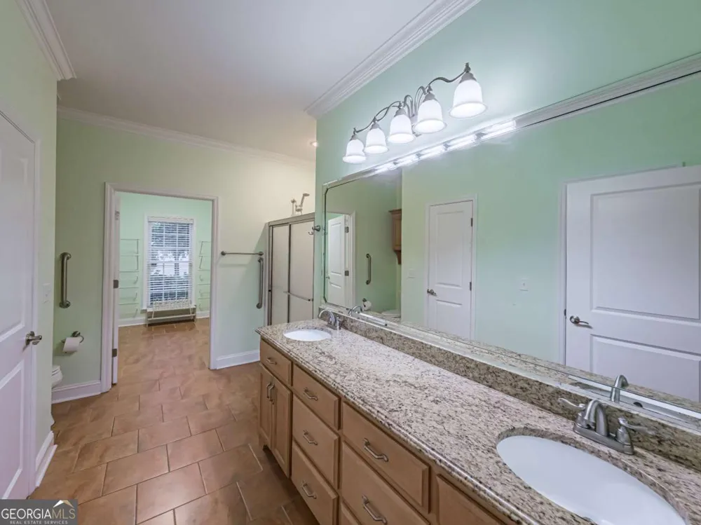 536 Osprey CIR Tifton, GA 31793